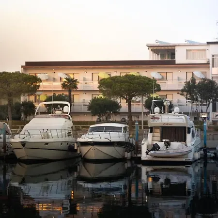 Quiet Studio Near The Beach - Beahost Rentals Apartamento Lignano Sabbiadoro